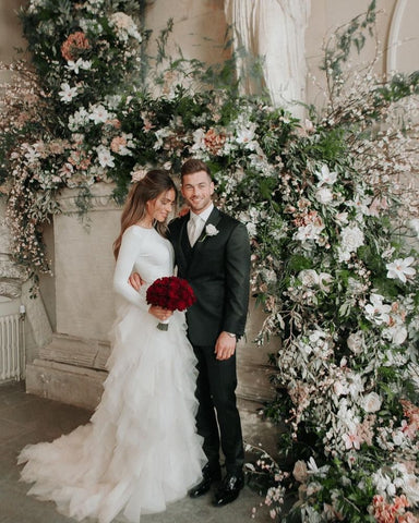 Classy  Wedding Dress Sleeveless plit