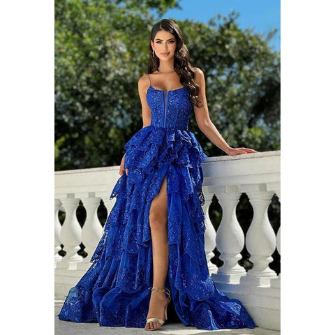 Robe de soirée trapèze à bretelles spaghetti et fente latérale carrée avec appliques