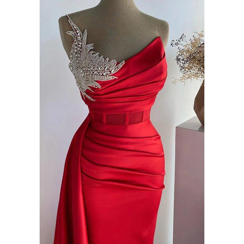 Robe de bal de fin d'année à col en V, sans manches, froncée et ornée de strass