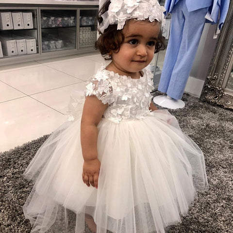 Cute A-line Bateau Short Sleeve Appliques Lace Pearl Tulle Flower Girl Dress With Bowknot