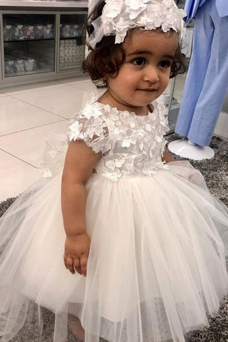 Cute A-line Bateau Short Sleeve Appliques Lace Pearl Tulle Flower Girl Dress With Bowknot