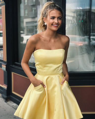 Cute Yellow A-line Strapless Satin Short Prom Homecoming Dresses with Pockets