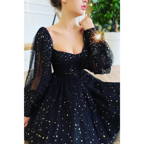 Vestido formal negro de manga larga con escote corazón y purpurina 