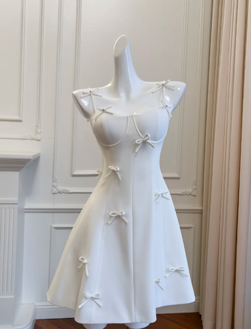 Lindo vestido blanco de satén corte A para fiesta de bienvenida, minivestido con lazo Y8579