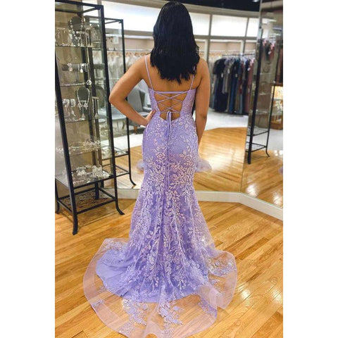 Vestido de fiesta largo de tul con cuentas, apliques de encaje y tirantes finos