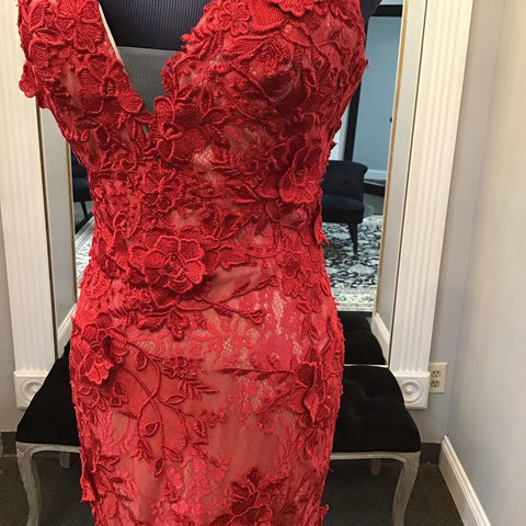 Vestido de noche rojo con apliques de encaje hechos a mano, corte sirena/trompeta, escote en V, modelo Y1402