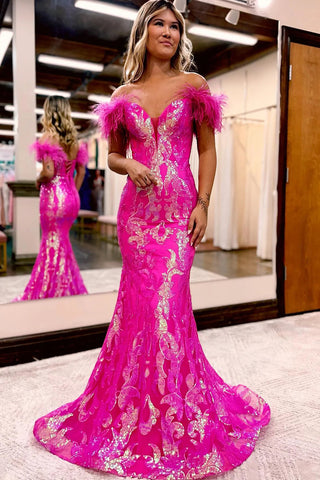Robe de bal longue fuchsia sirène à épaules dénudées ornée de plumes