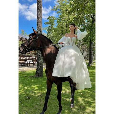 Vestido de fiesta largo de tul con cuentas y encaje con tirantes finos y escote en forma de A 