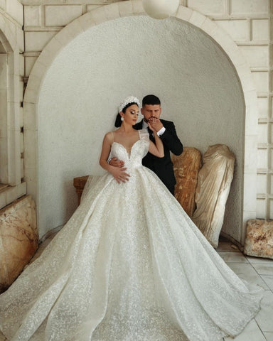 Elegant Designer Beautiful Cream Wedding Dresses A-Line with Lace