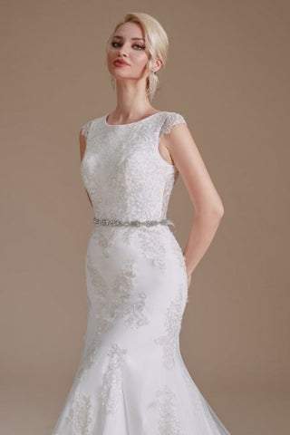 Elegant Jewel Sleeveless Mermaid Floor-Length Satin Wedding Dresses with Lace