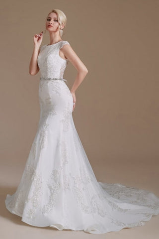 Elegant Jewel Sleeveless Mermaid Floor-Length Satin Wedding Dresses with Lace