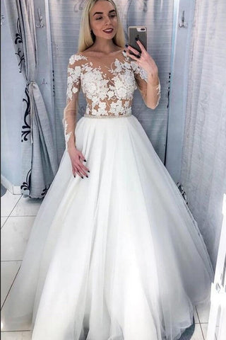 Elegant Long A-Line Bateau Appliques Lace Tulle Wedding Dress with Sleeves