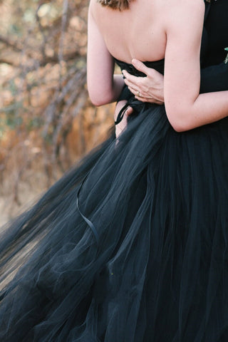 Elegant Long A-line Strapless Tulle Black Wedding Dress