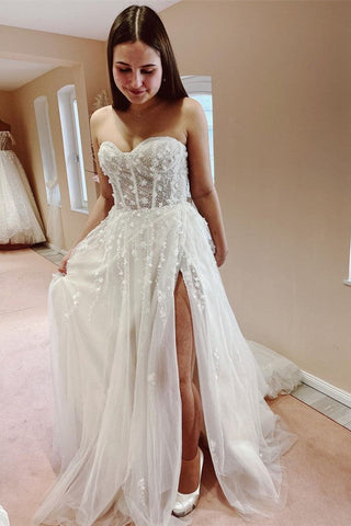 Elegant Long A-line Sweetheart Tulle Lace Wedding Dress with Slit