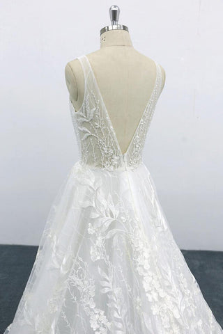Elegant Long A-line V-neck Appliques Lace Tulle Backless Wedding Dress