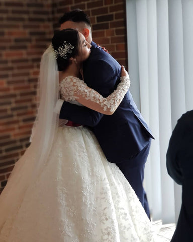 Elegant Long Princess Tulle Lace Wedding Dresses with Sleeves