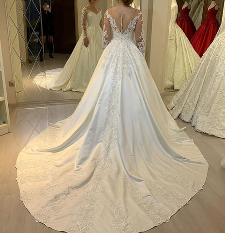 Elegant Long Sleeve A-Line Sweetheart Appliques Lace Pearl Satin Wedding Dress