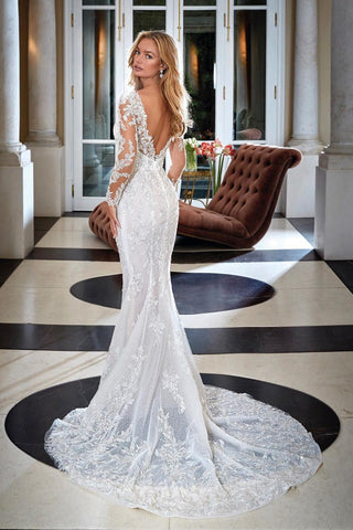 Elegant Mermaid V-neck Lace Backless Appliques Wedding Dress With Long Sleeves