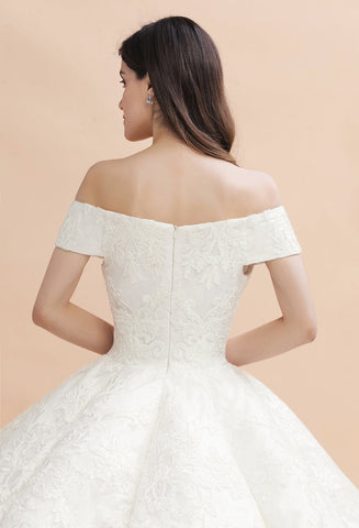 Elegant Off-the-Shoulder White Lace Appliques Bridal Gowns Wedding Dress