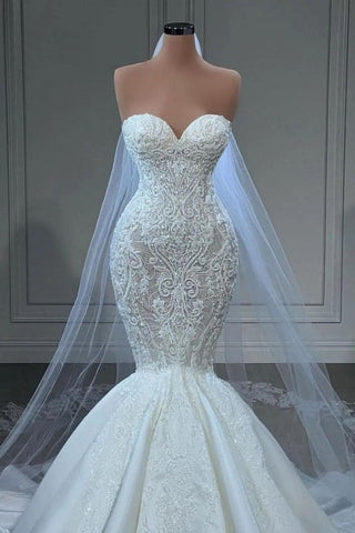 Elegant Strapless Sleeveless Mermaid Satin Floor-Length Wedding Dresses with Lace