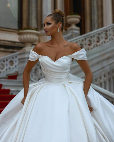 Elegant Sweetheart Off-the-shoulder Wedding Dresses Sweep Train