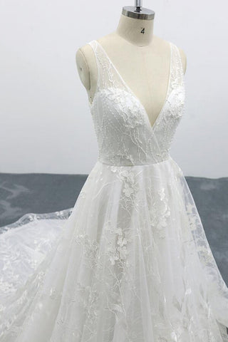 Elegant V-neck Appliques Tulle A-line Wedding Dress