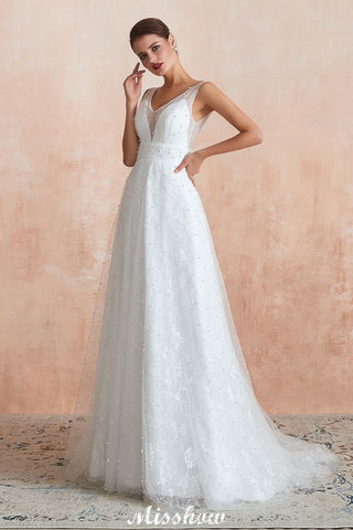 Elegant V-Neck Tulle Pearls Wedding Dress Beach Bridal Gown