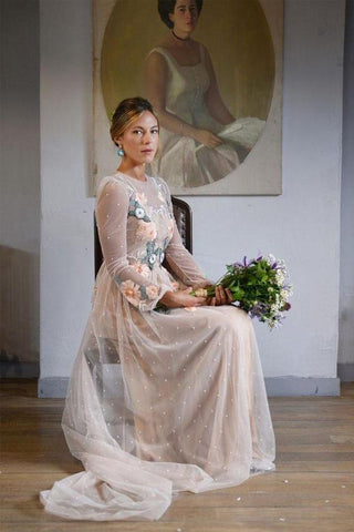 Embroidery A-line Chic Open Back Long Sleeve Sparkly Prom Dress