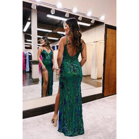 Elegante y lujoso vestido de fiesta de graduación con tirantes finos, escote en V, abertura lateral y apliques