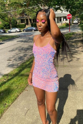 Lindo vestido corto rosa brillante con tirantes ajustados para fiesta de bienvenida Y1288