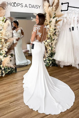 Glamorous Long Sleeves Hollow Back Floral Lace Mermaid Wedding Dress