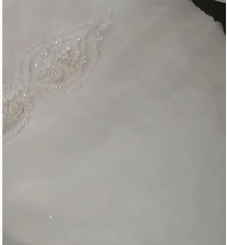 Robe de mariée sirène ornée de magnifiques cristaux, épaules dénudées et appliques - Vêtements de mariée