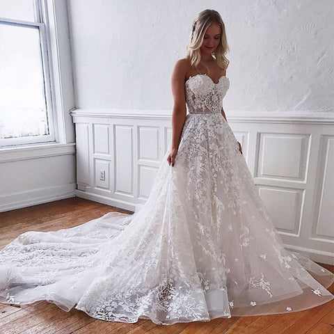 Gorgeous Long A-line Sweetheart Lace Wedding Dress