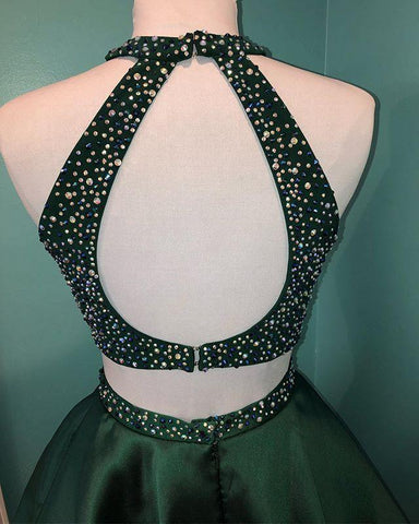 Robe de bal courte deux pièces en satin vert à bretelles et perles, modèle PD358
