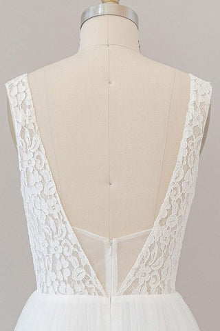Long A-line Open Back V-neck Lace Tulle Wedding Dress