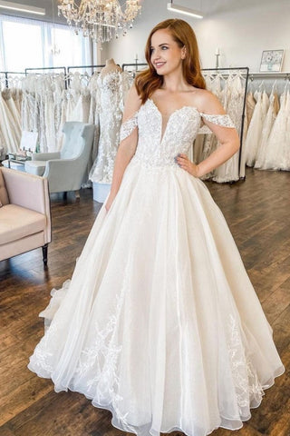 Long A-Line Sweetheart Off-the-Shoulder Backless Wedding Dress With Appliques Lace