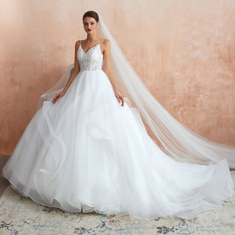 Long A-line V-neck Appliques Tulle Wedding Dress