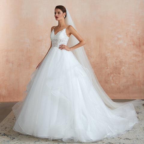 Long A-line V-neck Appliques Tulle Wedding Dress