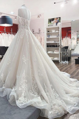 Long Ball Gown V-neck Spaghetti Straps Tulle Lace Wedding Dress