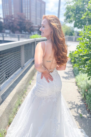 Long Mermaid Spaghetti Straps Sweetheart Appliques Lace Open Back Wedding Dress