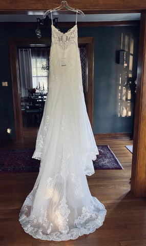 Long Mermaid Sweetheart Tulle Chapel Train Wedding Dress