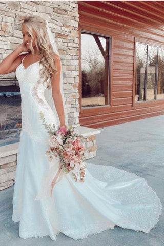 Long Mermaid V-neck Spaghetti Straps Appliques Lace Wedding Dress