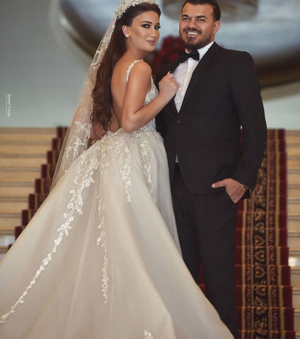 Long Mermaid V-neck Tulle Lace Wedding Dress with Detachable Train