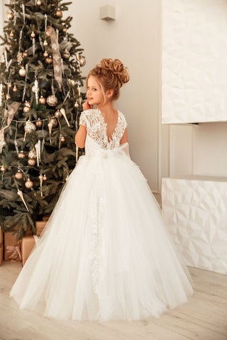 Lovely Long Princess Tulle Lace Flower Girl Dress
