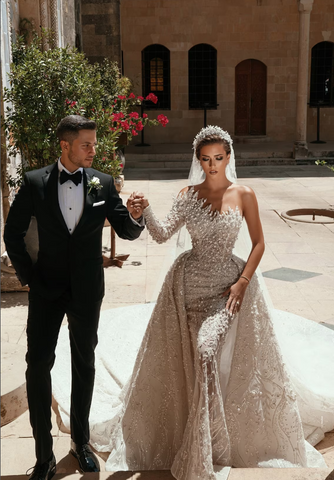 Luxurious Long White One Shoulder A-line Beading Pearls Long Sleeve Weeding Dress With Train