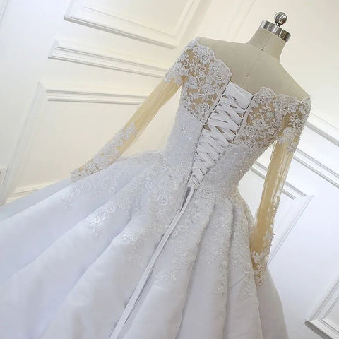 Luxurious Princess White A-line Long Sleeves Lace Wedding Dress