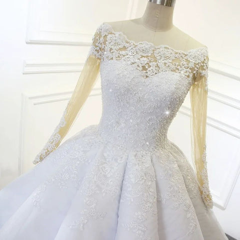 Luxurious Princess White A-line Long Sleeves Lace Wedding Dress