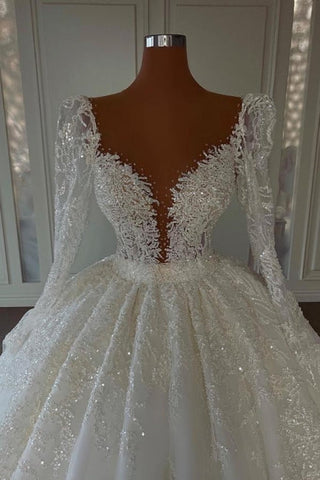 Luxury Princess A-line V-neck Lace Wedding Dresses With Long Sleeves