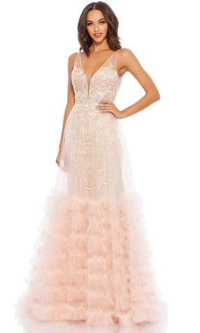 Vestido de noche sin mangas con volantes