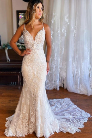 Mermaid Spaghetti Straps V-neck Backless Lace Wedding Dresses